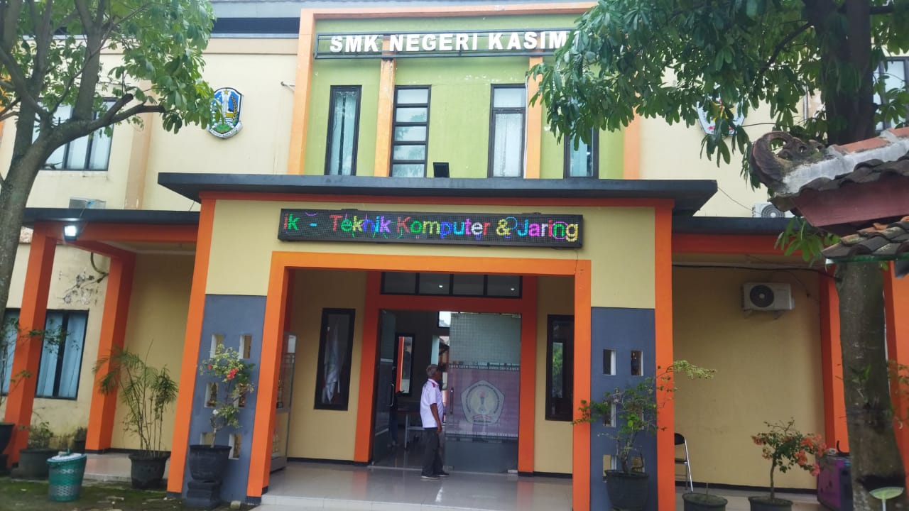 akibat-mencairkan-pip-siswa-smkn-1-kasiman-hp-disita-oleh-oknum-guru