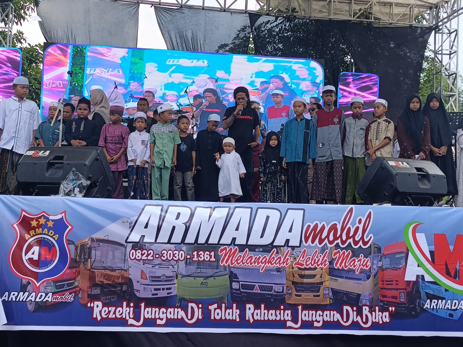 Acara Halal Bihalal Sakerah Bersatu Di Gelar Di Base Cemp Lapangan Warungdowo Untuk mensupport Kebersamaan.