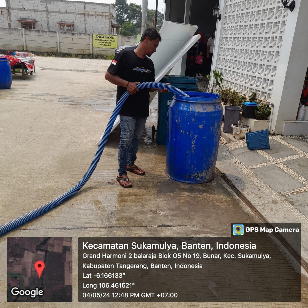 PDAM Kabupaten Tangerang Kirim Bantuan Air Bersih Untuk Warga Terdampak Banjir di Perumahan Grand Harmoni Balaraja